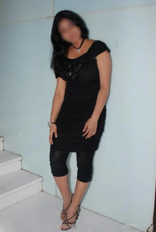 Call Girls Machhlishahr